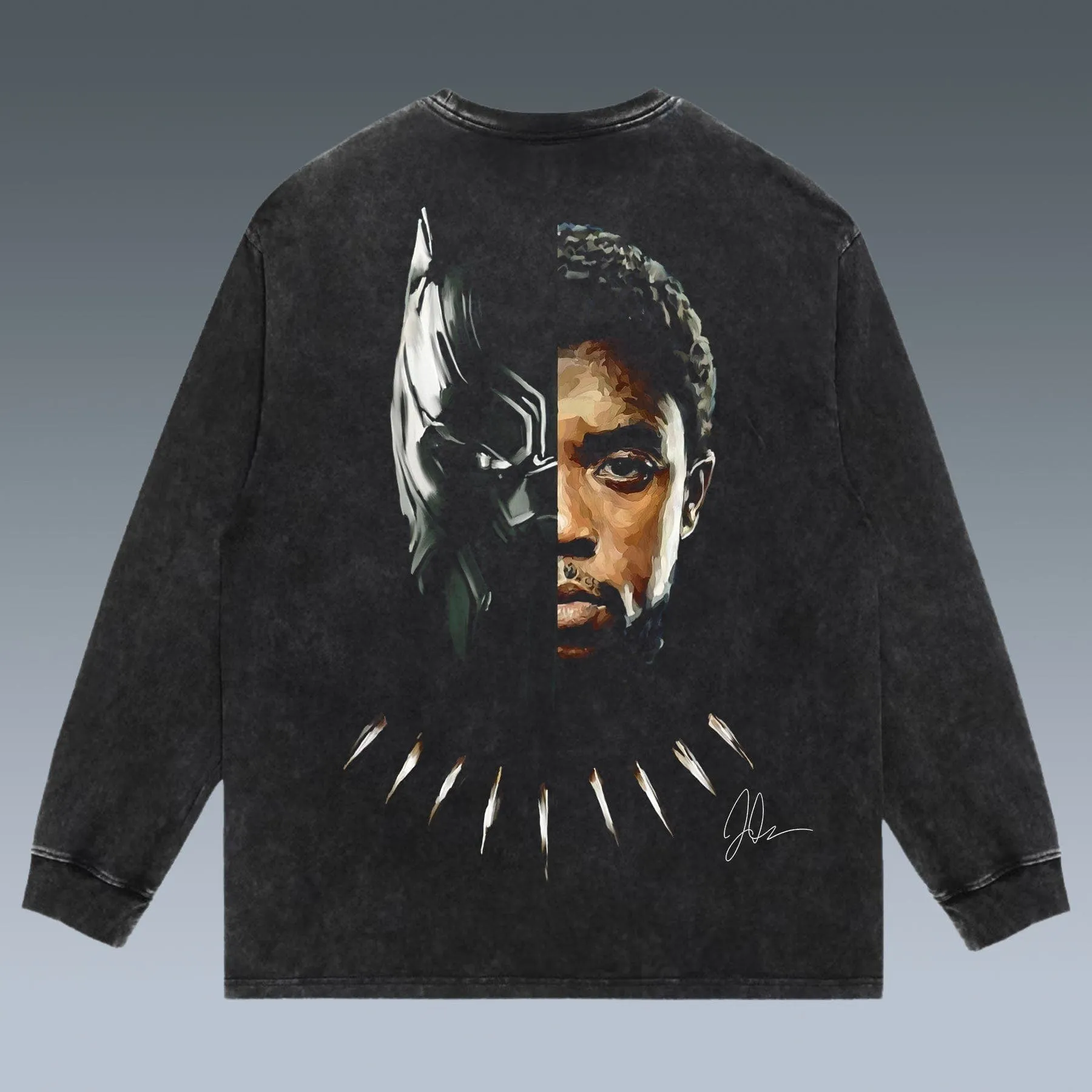 VINTAGE LONG SLEEVE TEE | WAKANDA FOREVER- BLACK PANTHER